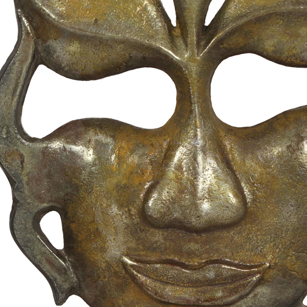 Bust - Picture 3 of 9